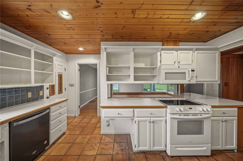 6317 Sterling Avenue — photo 25
