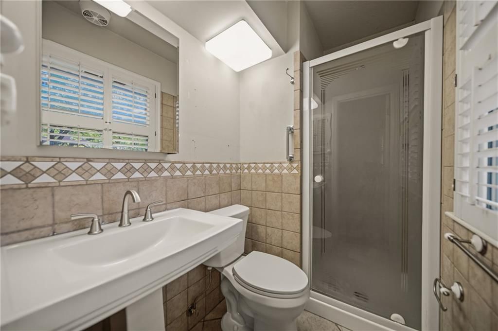 6317 Sterling Avenue — photo 32