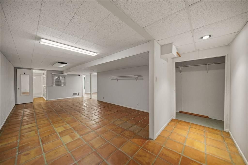 6317 Sterling Avenue — photo 43