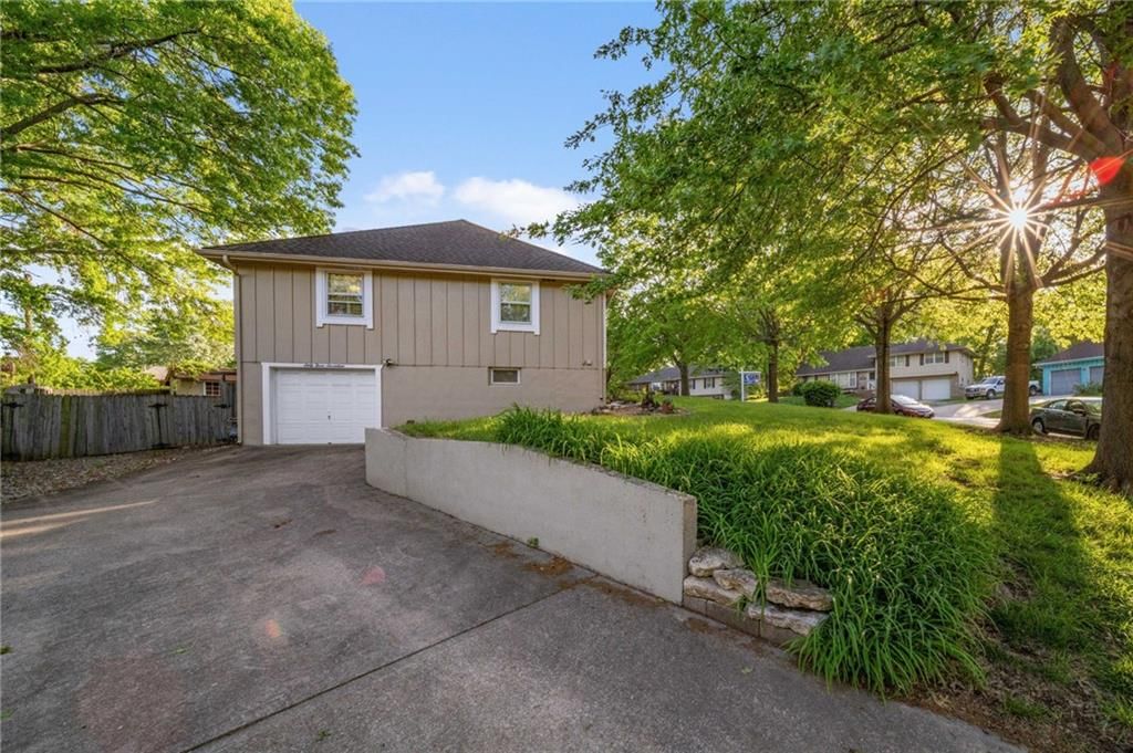 6317 Sterling Avenue — photo 52