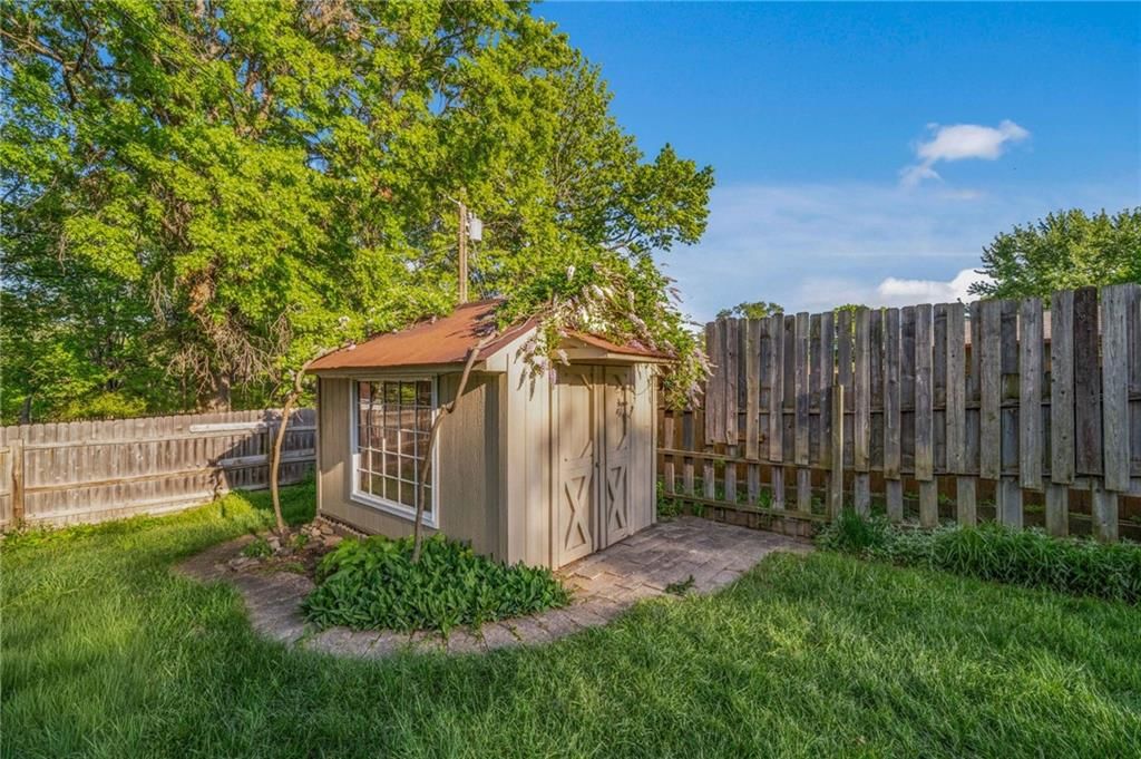 6317 Sterling Avenue — photo 61