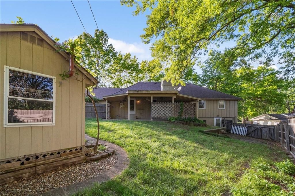 6317 Sterling Avenue — photo 63