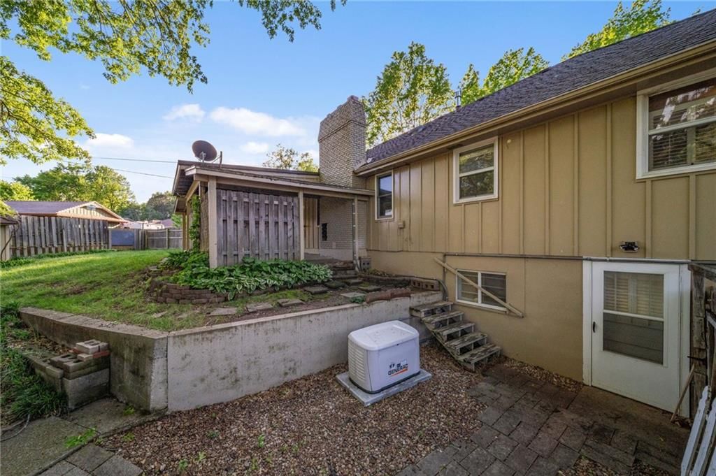 6317 Sterling Avenue — photo 70