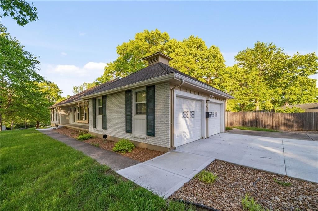 6317 Sterling Avenue — photo 72