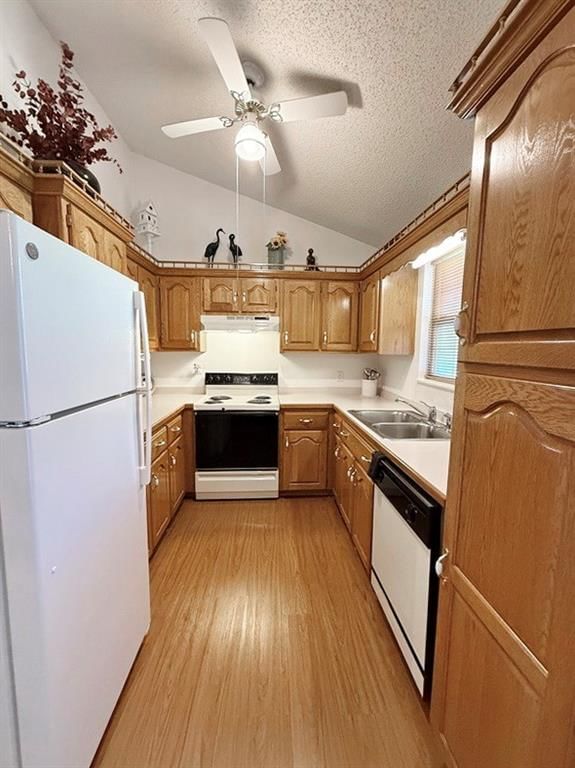 1405 S Schrock Street — photo 11