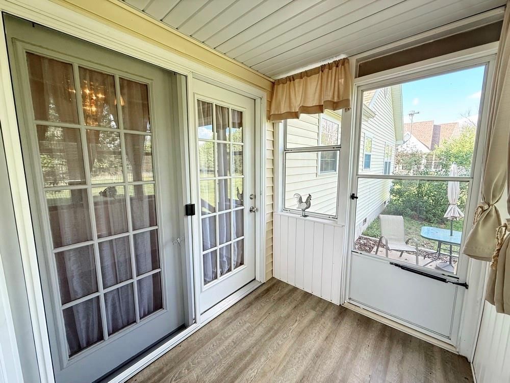 1405 S Schrock Street — photo 18