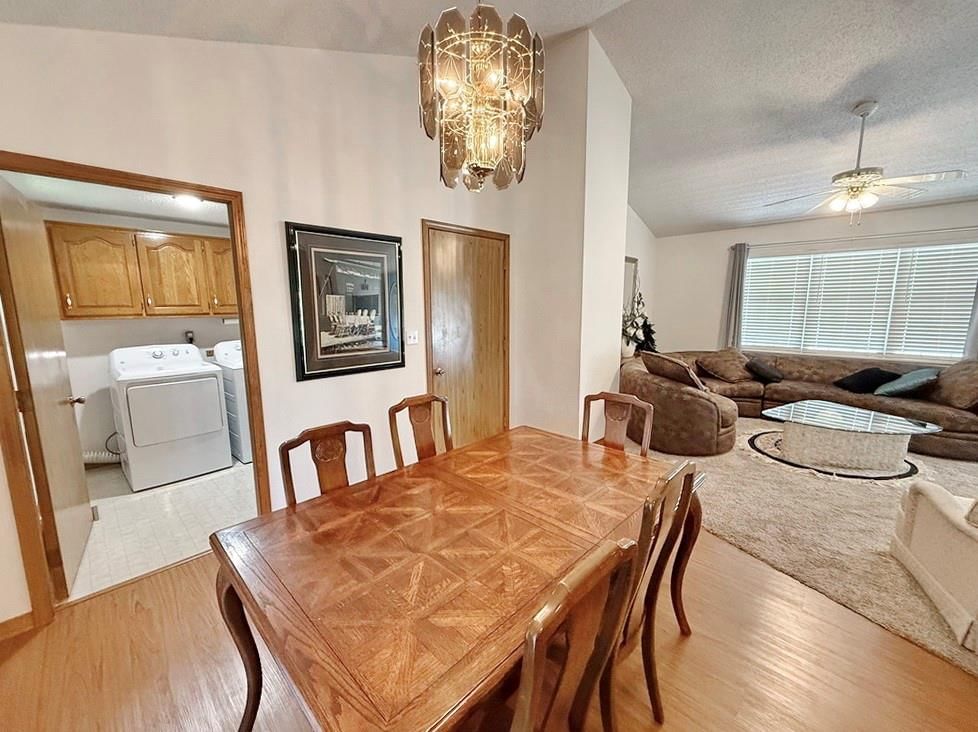 1405 S Schrock Street — photo 19