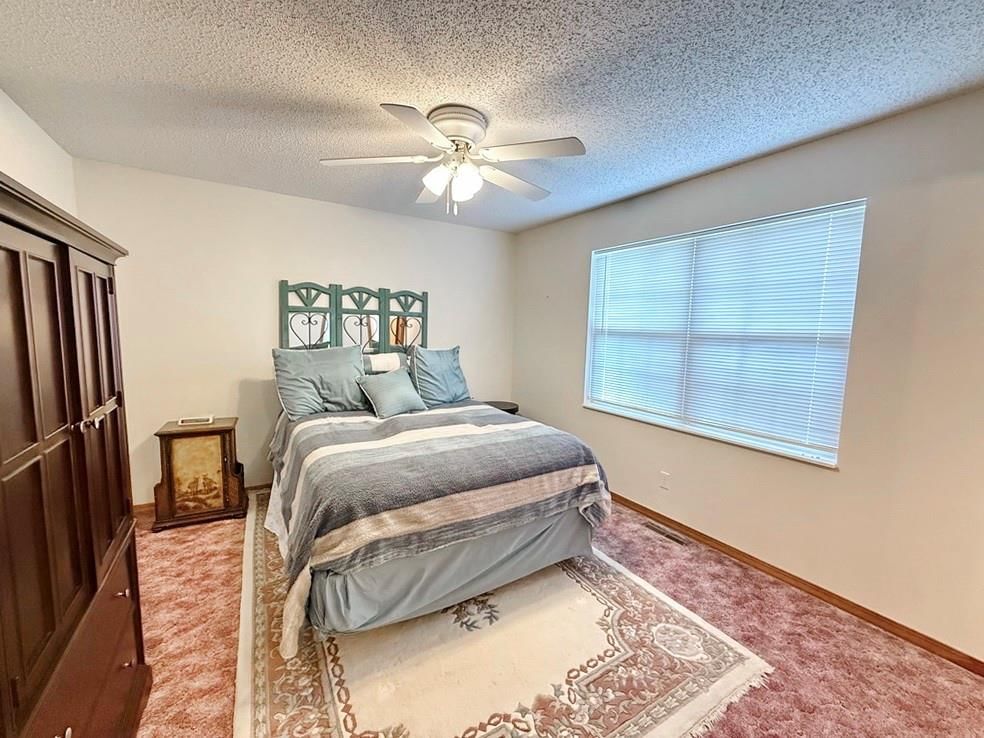 1405 S Schrock Street — photo 21