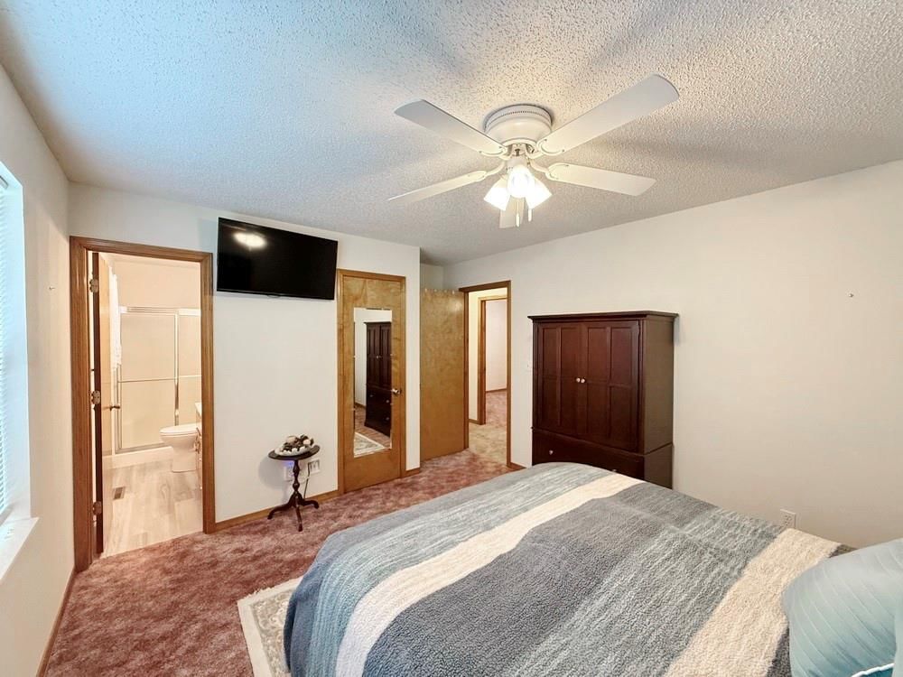 1405 S Schrock Street — photo 23