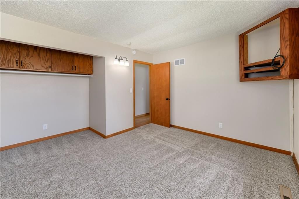 6328 Roswell Avenue — photo 12