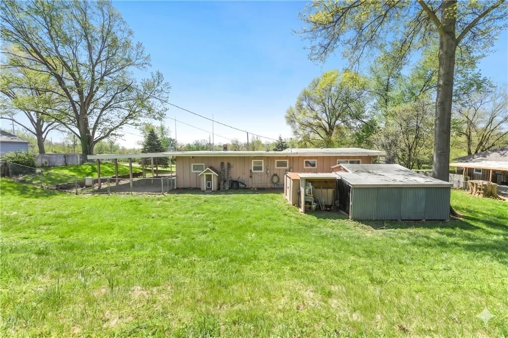 6328 Roswell Avenue — photo 17
