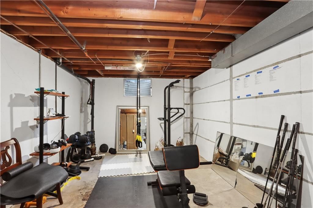 5313 Nieman Road W — photo 20
