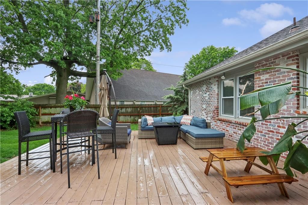 5313 Nieman Road W — photo 23