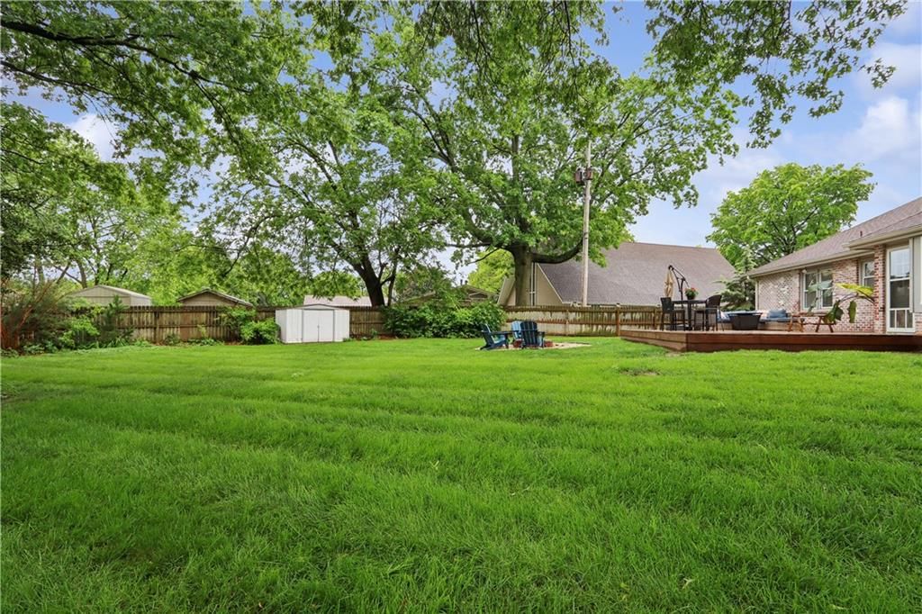 5313 Nieman Road W — photo 26
