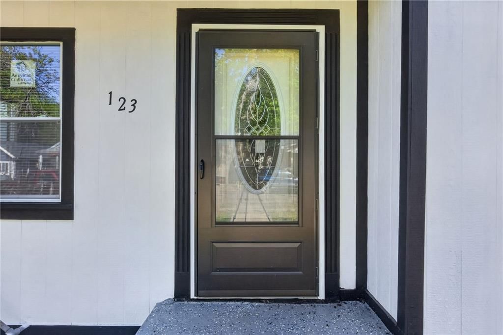123 N Drury Street — photo 4