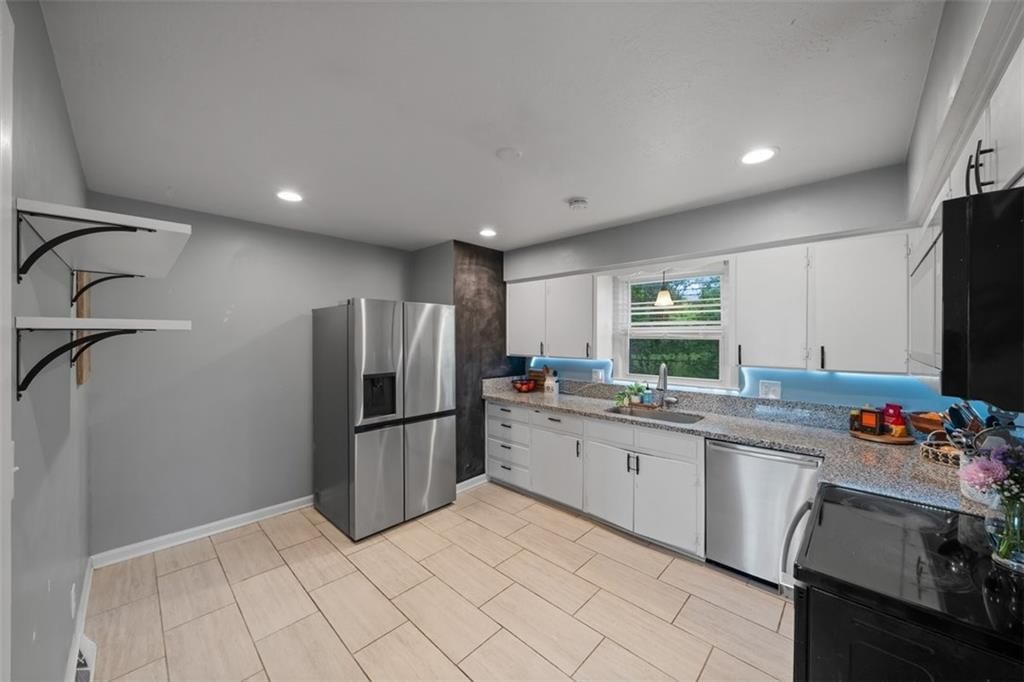 8500 Brooklyn Avenue — photo 8