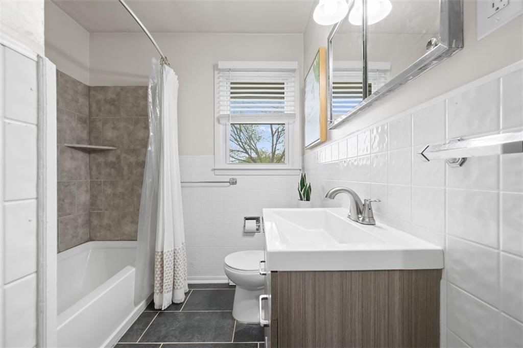 8500 Brooklyn Avenue — photo 17