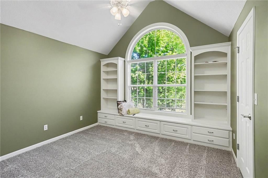 2107 NE Colonnade Avenue — photo 16