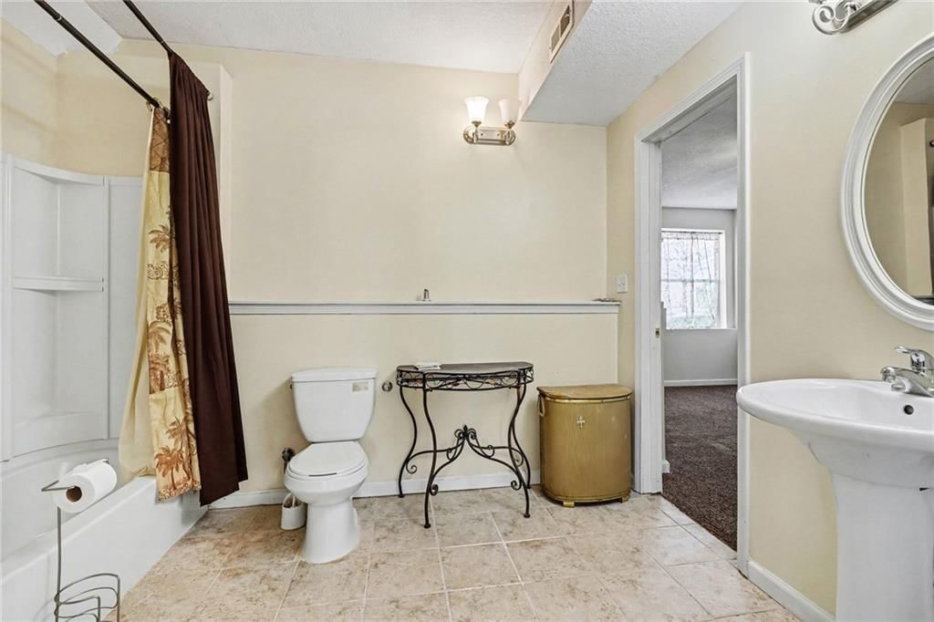 2107 NE Colonnade Avenue — photo 20