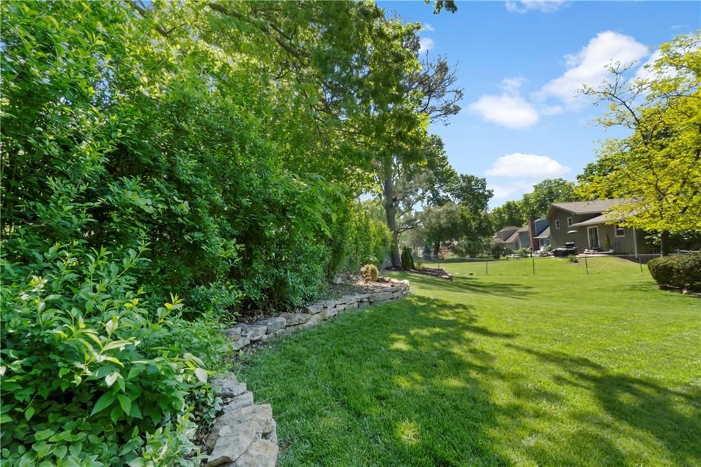 9959 Ballentine Street — photo 36