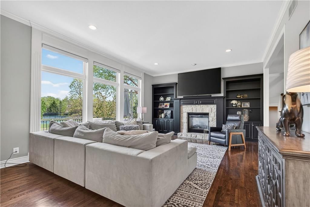 14621 DEARBORN Street — photo 14