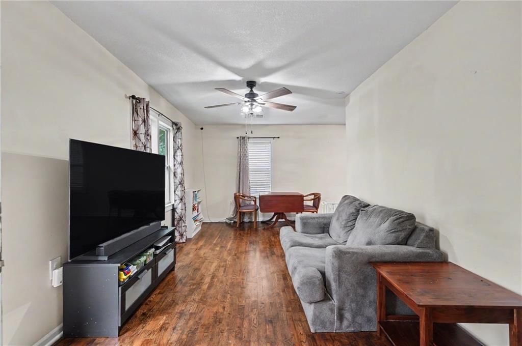 410 S Jefferson Street — photo 5