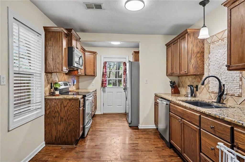 410 S Jefferson Street — photo 10