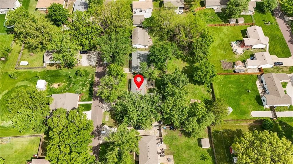 410 S Jefferson Street — photo 31