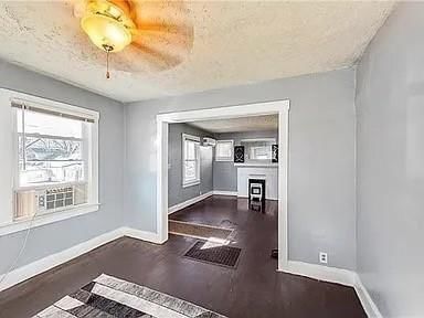 4028 E 68th Terrace — photo 5