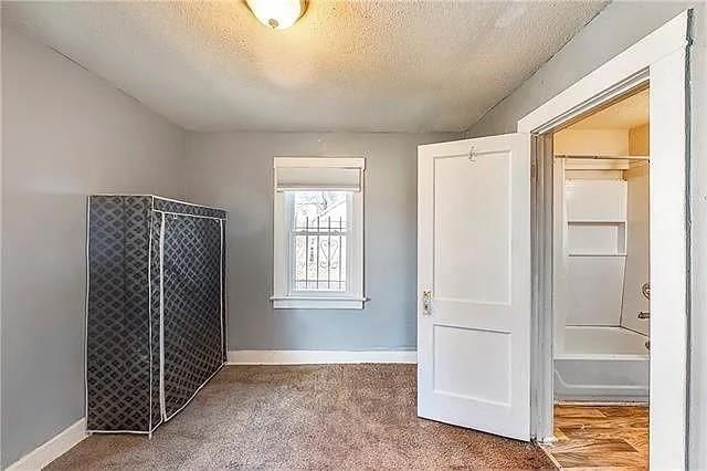 4028 E 68th Terrace — photo 7