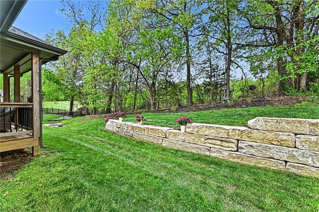 208 S MARIMACK Court — photo 28