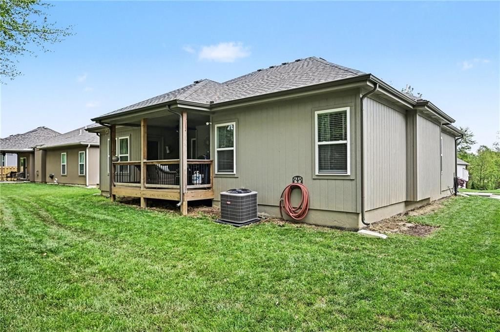 208 S MARIMACK Court — photo 31