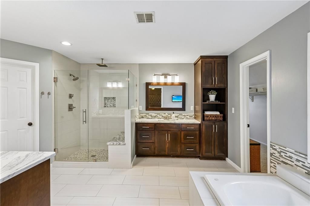 1116 SW Crossing Drive — photo 16