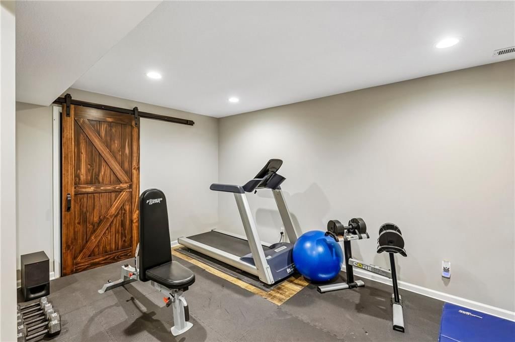 1116 SW Crossing Drive — photo 23