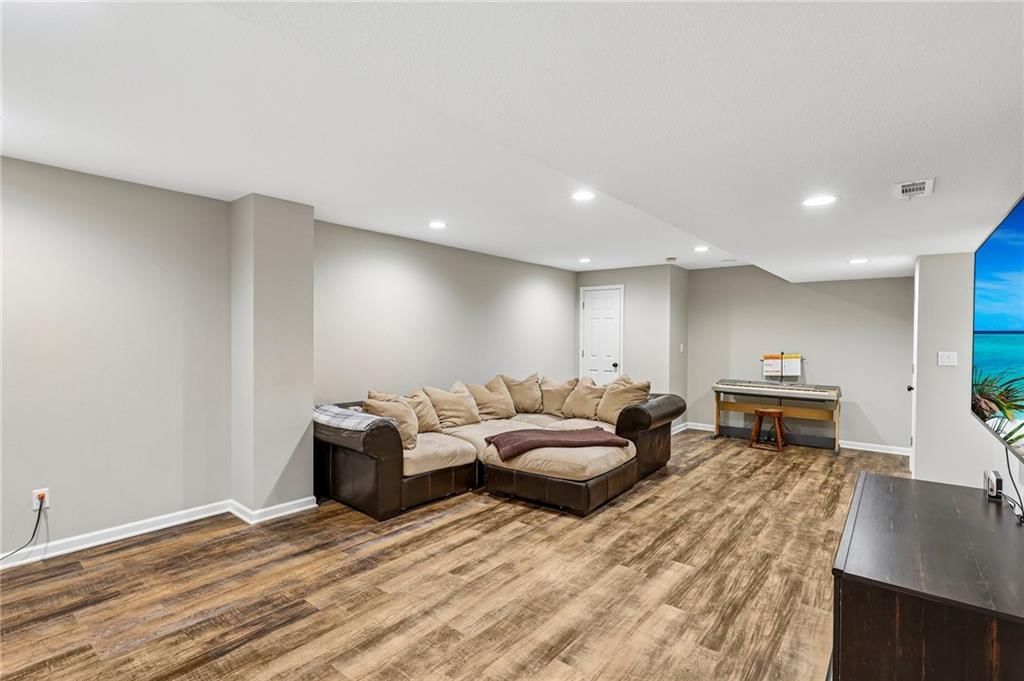 1116 SW Crossing Drive — photo 24