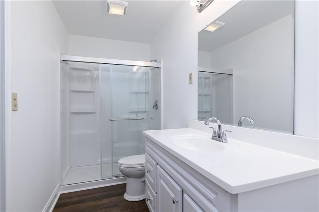 811 Dakota Street — photo 9
