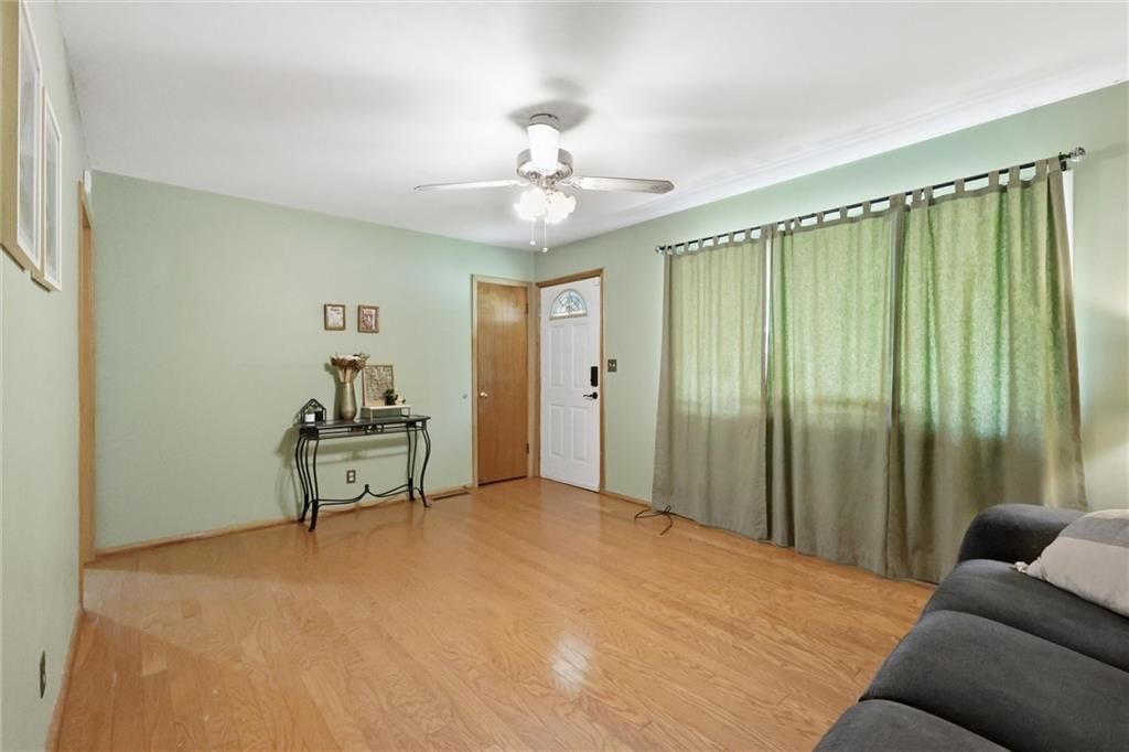 2305 S Crescent Avenue — photo 6