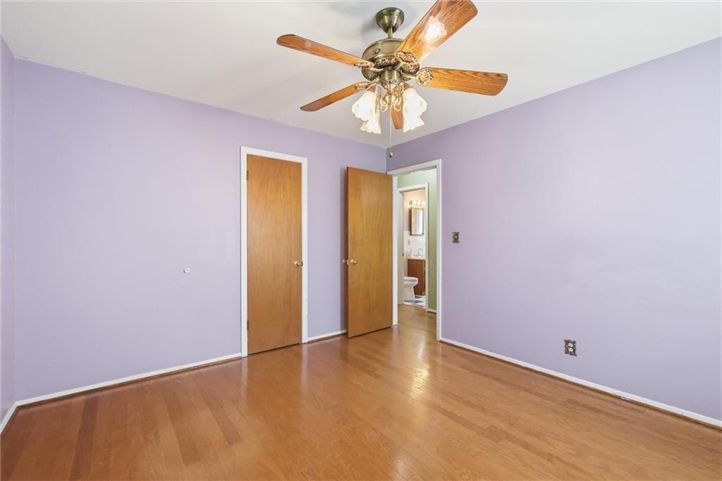 2305 S Crescent Avenue — photo 19