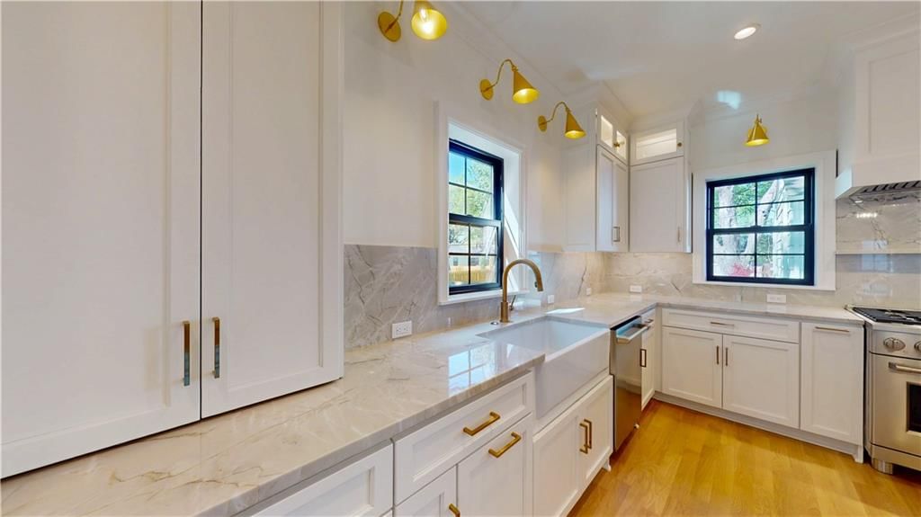 5325 W 72ND Street — photo 12