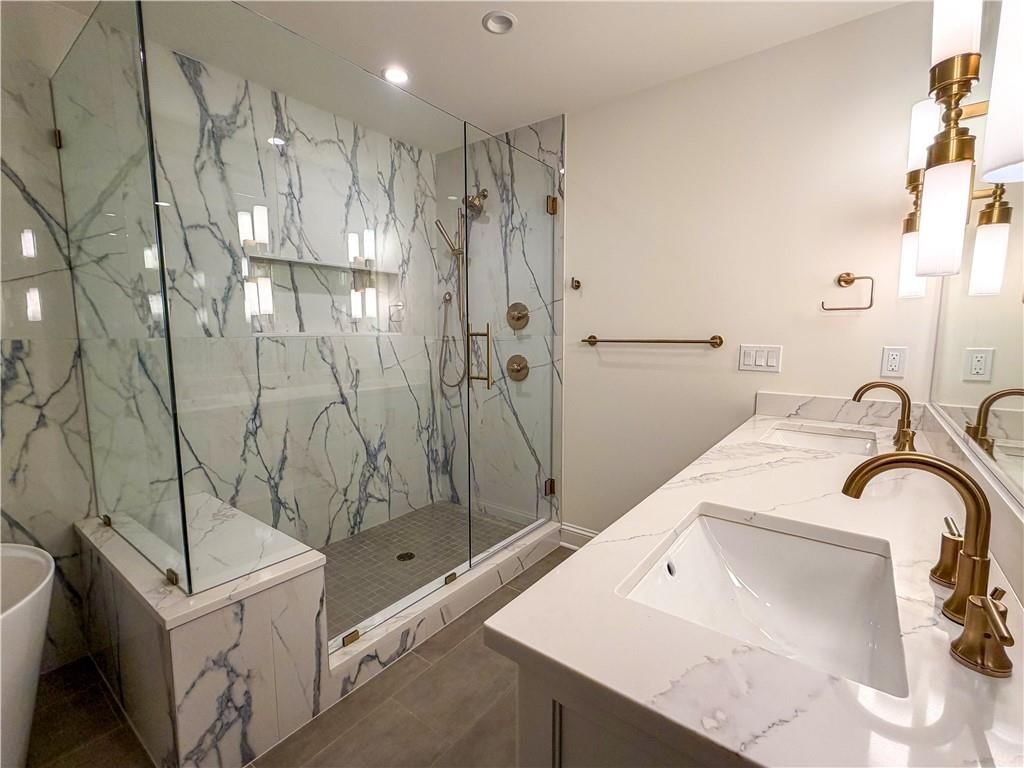 5325 W 72ND Street — photo 24