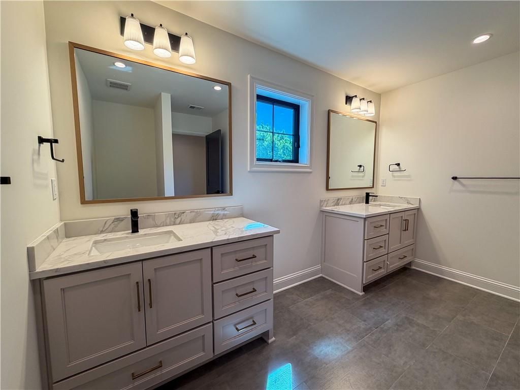 5325 W 72ND Street — photo 36