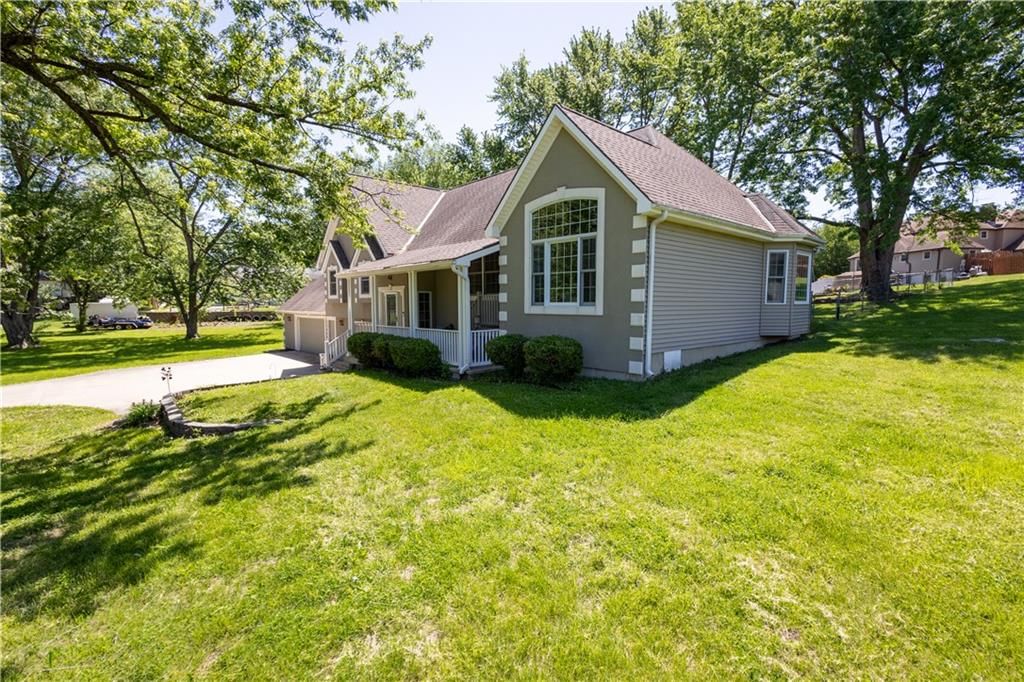 13500 Brookwood Way — photo 2