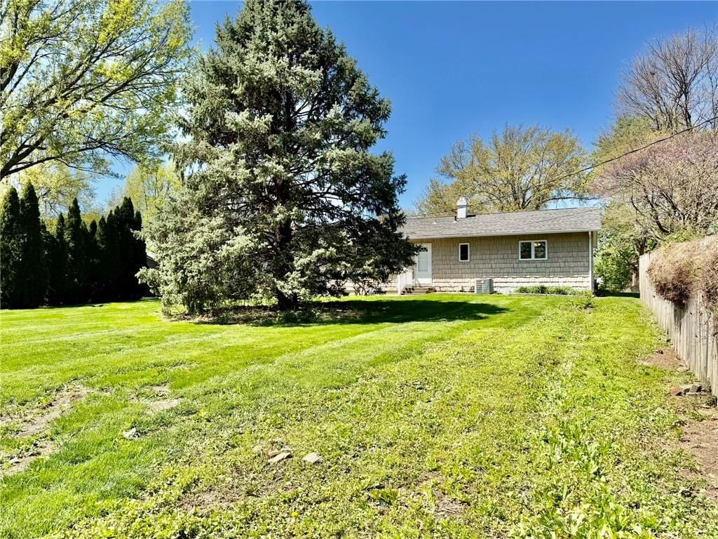 1231 Crestview Drive — photo 5
