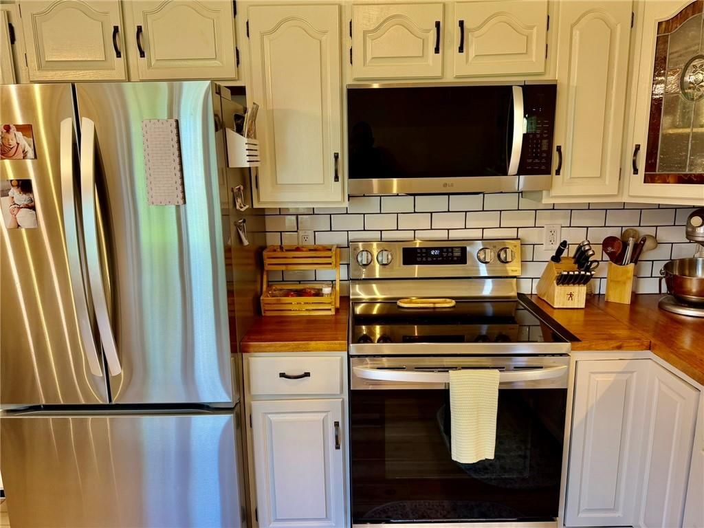 1231 Crestview Drive — photo 7