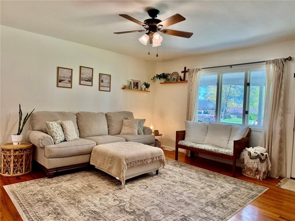 1231 Crestview Drive — photo 14