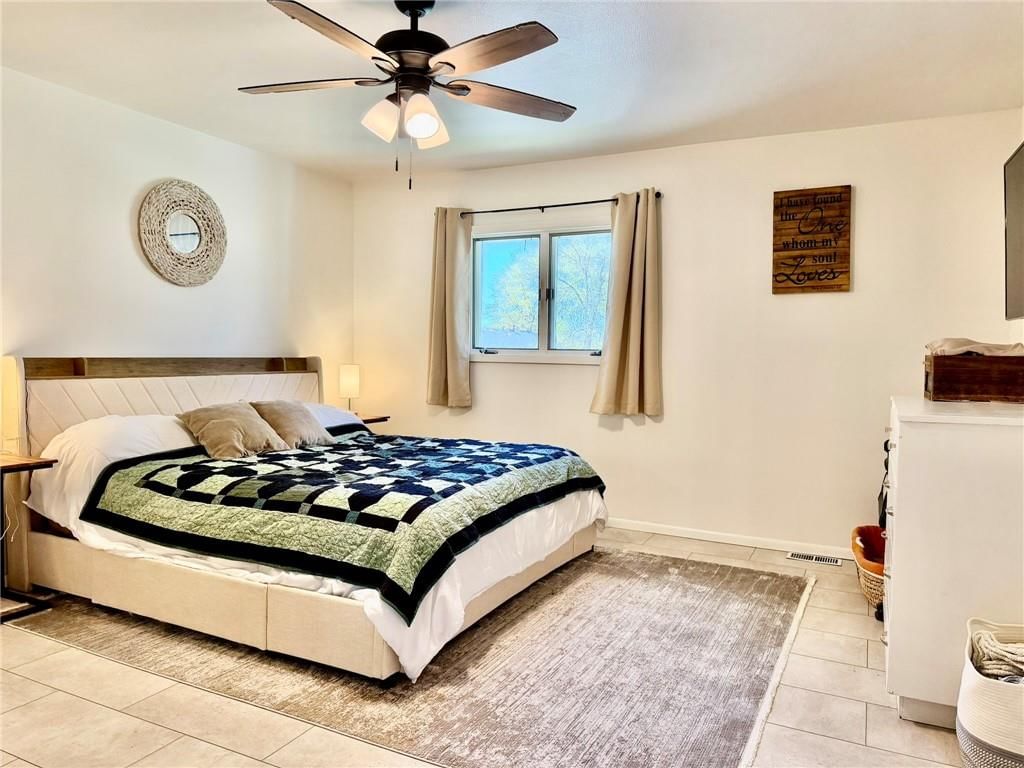 1231 Crestview Drive — photo 16