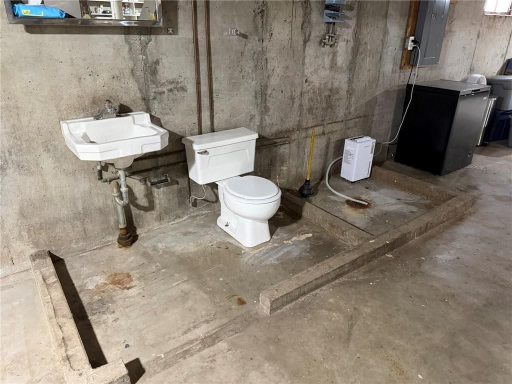 1231 Crestview Drive — photo 35