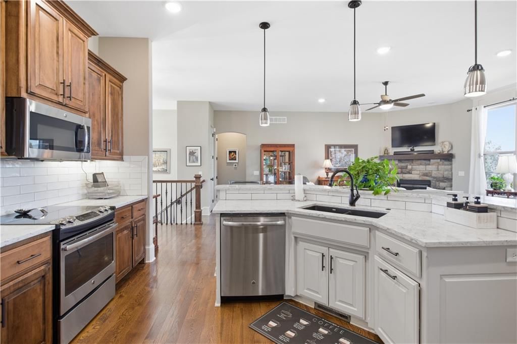 17710 Mission Ridge Drive — photo 16