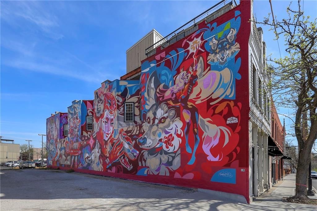 120-122 W 5th Street — photo 2