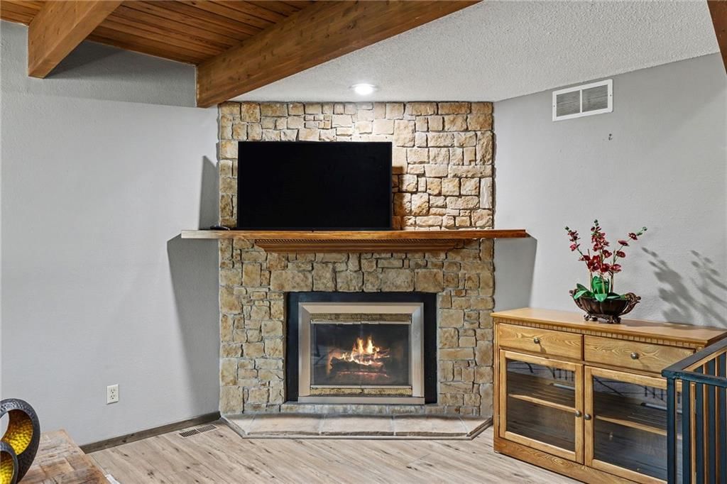 7004 N Fisk Court — photo 4